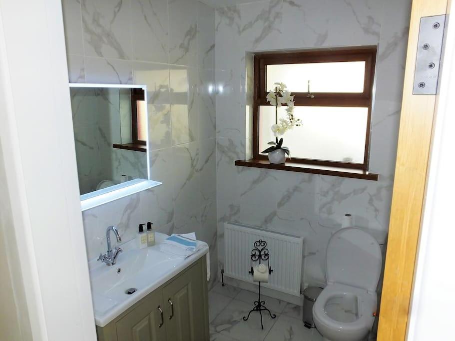 The Cosy Farm Cottage, Donegal Inver 외부 사진