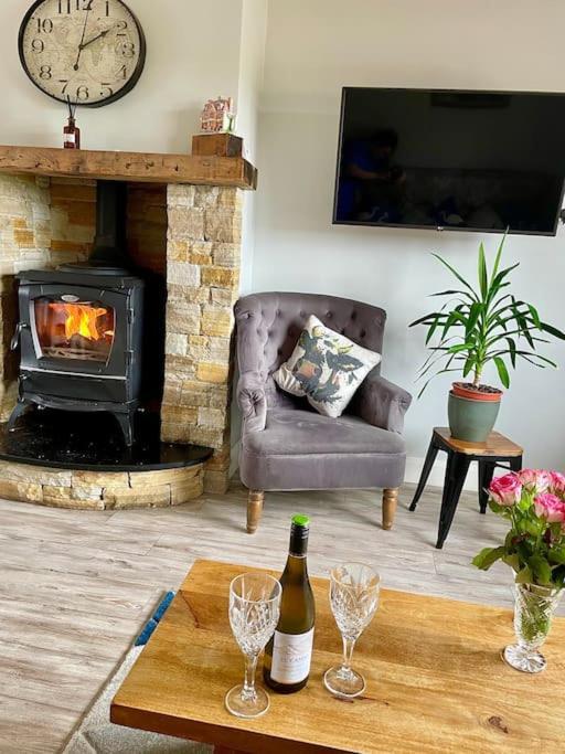 The Cosy Farm Cottage, Donegal Inver 외부 사진